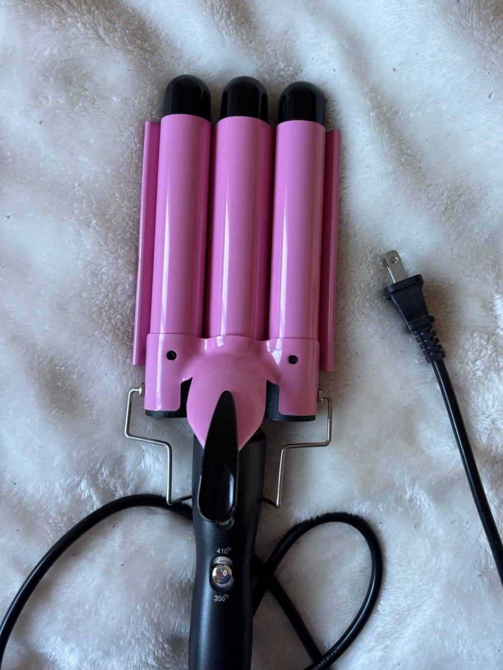 Triple Barrel Hair Waver